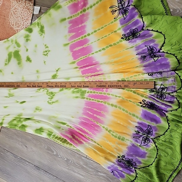 Chic Green and Purple Tie-Dye Maxi Dress - Picture 2 of 3